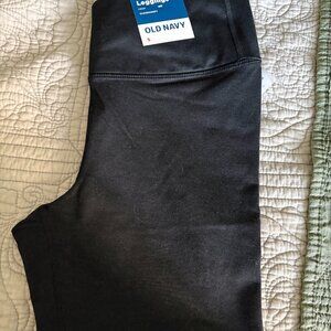 NWTs Old Navy High Rise Crop Leggings Size S